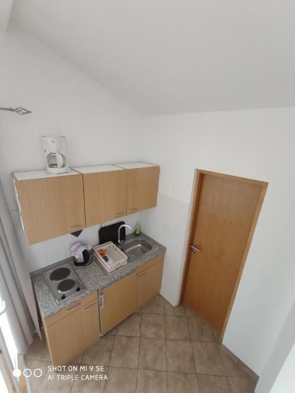 Apartments Antonija - Fitness Vinišće 外观 照片