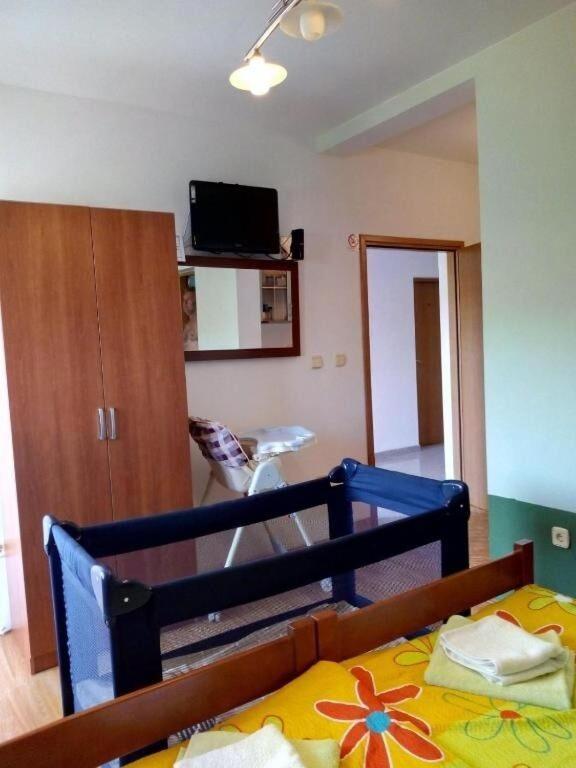 Apartments Antonija - Fitness Vinišće 外观 照片